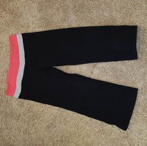 Lululemon capri leggings size 6